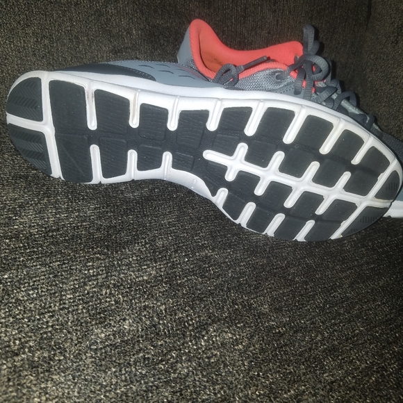 🎊$25 Ladies Nike - Picture 9 of 10